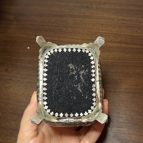 Rare Vintage Glass Box - Picture 7 of 7